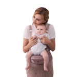 Marsupiu pentru bebelusi 4 luni+, multifunctional, Chipolino Hip Star Roz - imagine 9