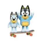 Figurine Bluey & Bandit Peskateboard