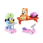 Figurine Bluey Distractia cu Scutere