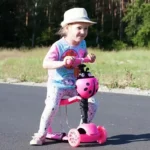 Trotineta Malplay Buburuza Tip Scooter Roz