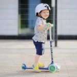 Trotineta pentru copii Stitch cu 3 roti, ghidon reglabil si platforma antiderapanta, 3 ani+ - imagine 3